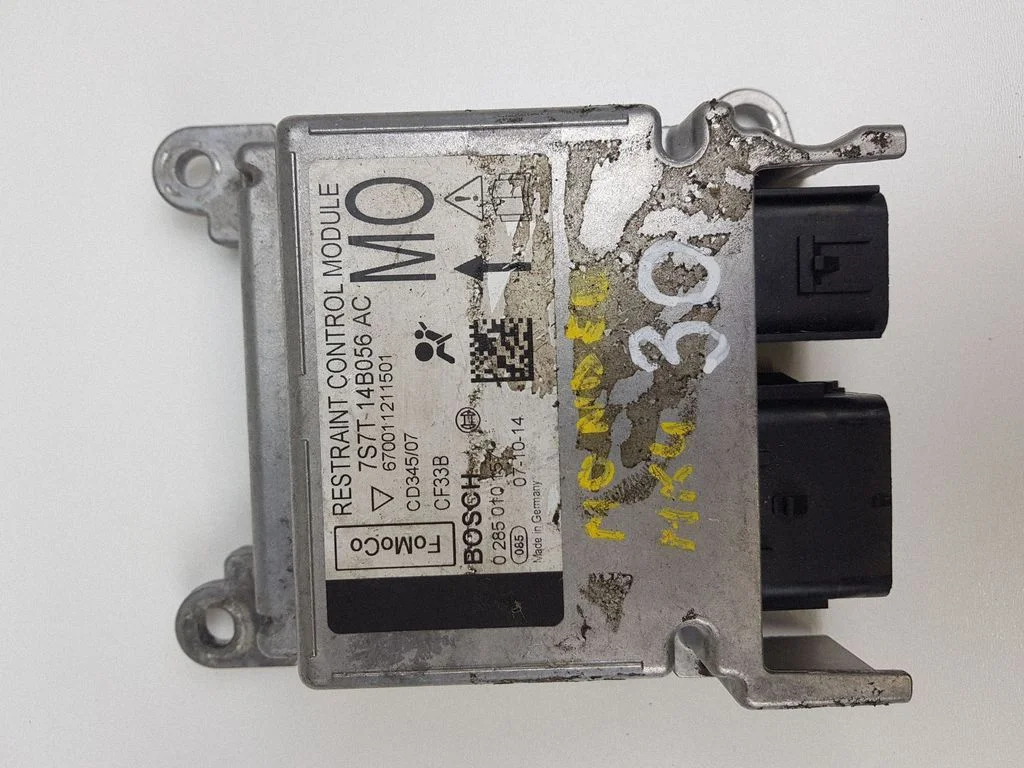 Airbag control unit/module – Ford Mondeo MK IV (2007-2014)