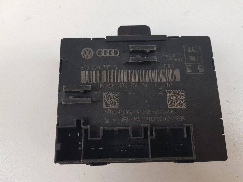 Door control unit/module 8T0959795Q
