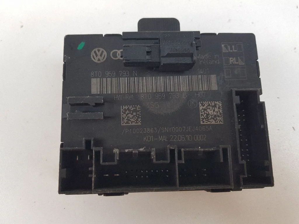 Door control unit/module 8T0959793N