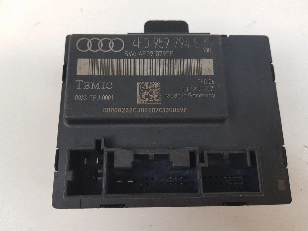 Durvju elektronikas vadības bloks 4F0959794E