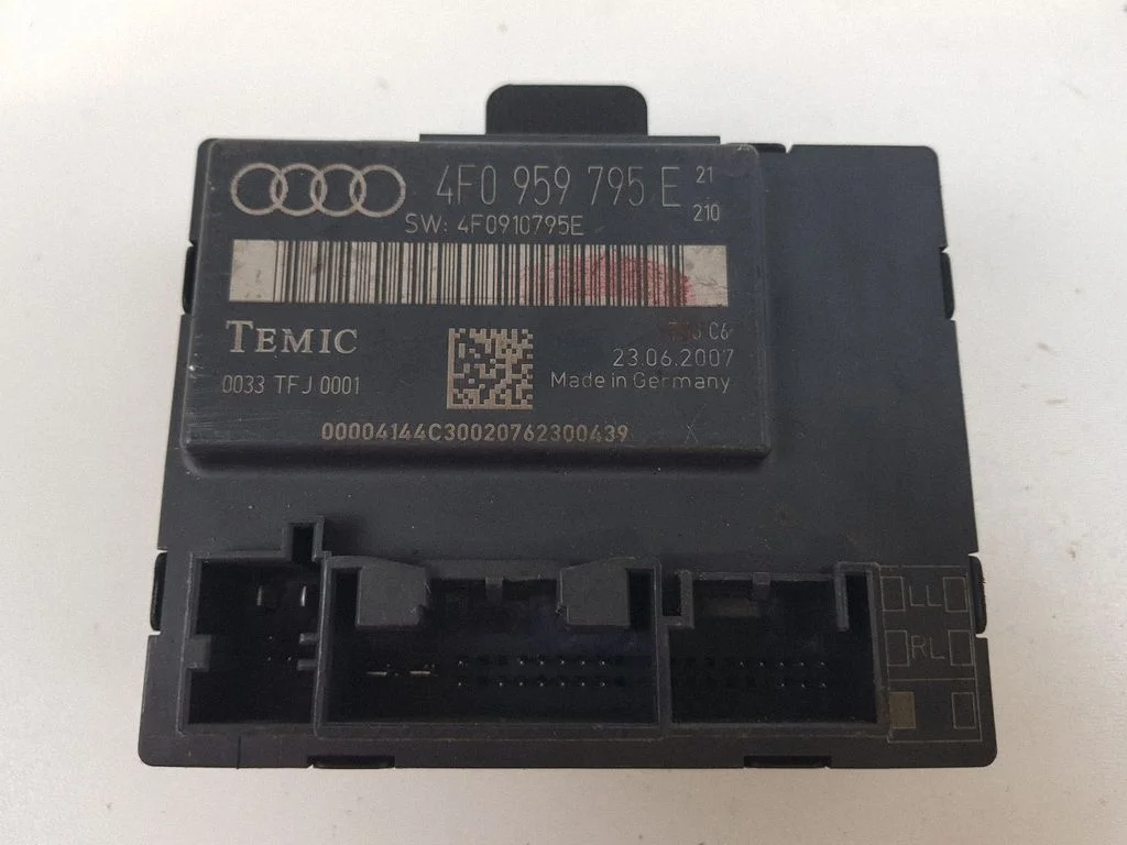 Durvju elektronikas vadības bloks 4F0959795E