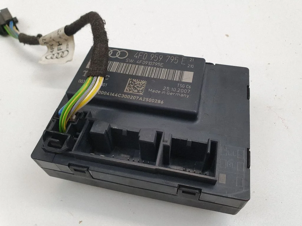 Door control unit/module 4F0959795E