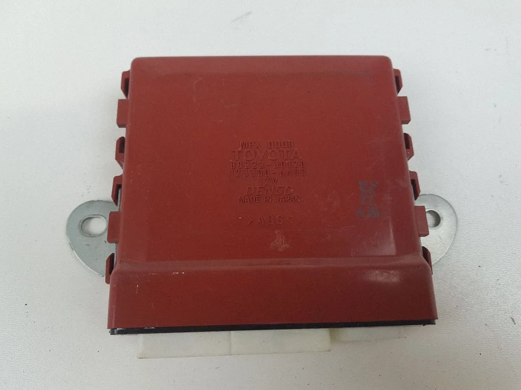 Door control unit/module – Lexus GS 300 350 430 450H (2005-2012)