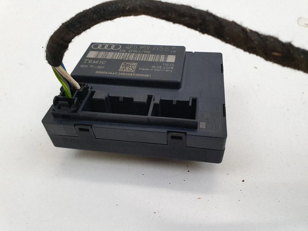 Door control unit/module 4F0959795E