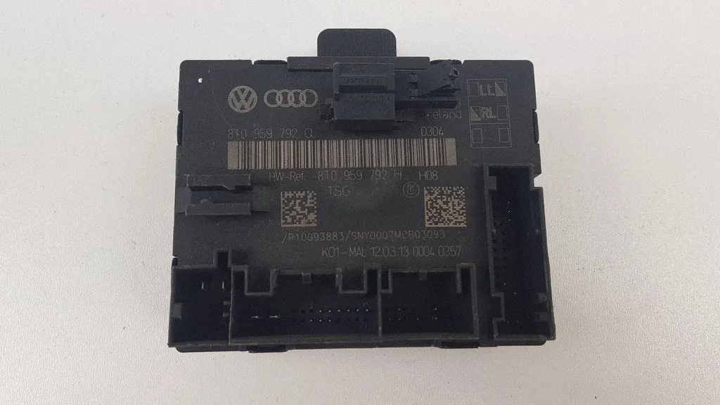Door control unit/module 8T0959792Q