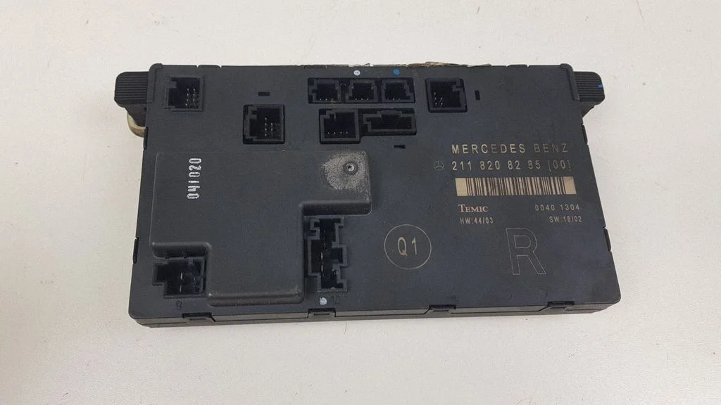Door control unit/module 2118208285
