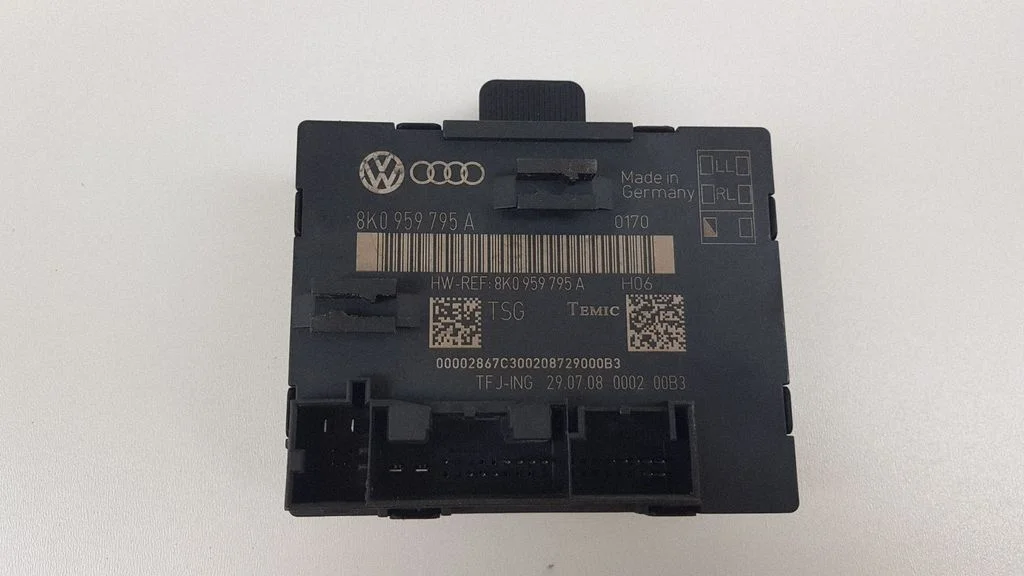 Durvju elektronikas vadības bloks 8K0959795A