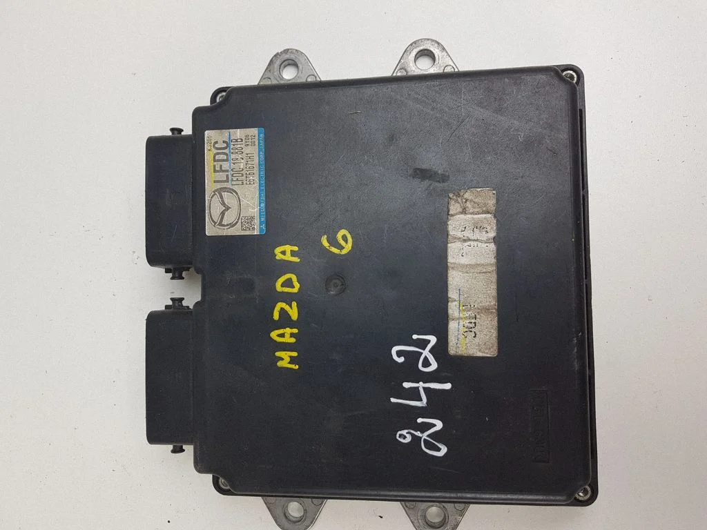 Engine control unit/module LFDC18881B