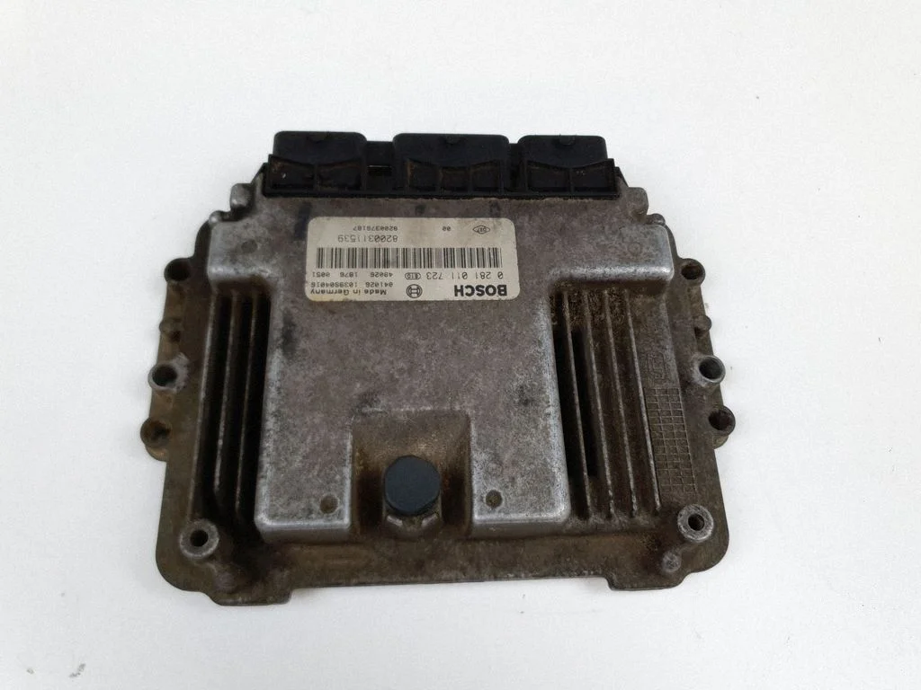 Dzinēja vadības bloks 0281011723