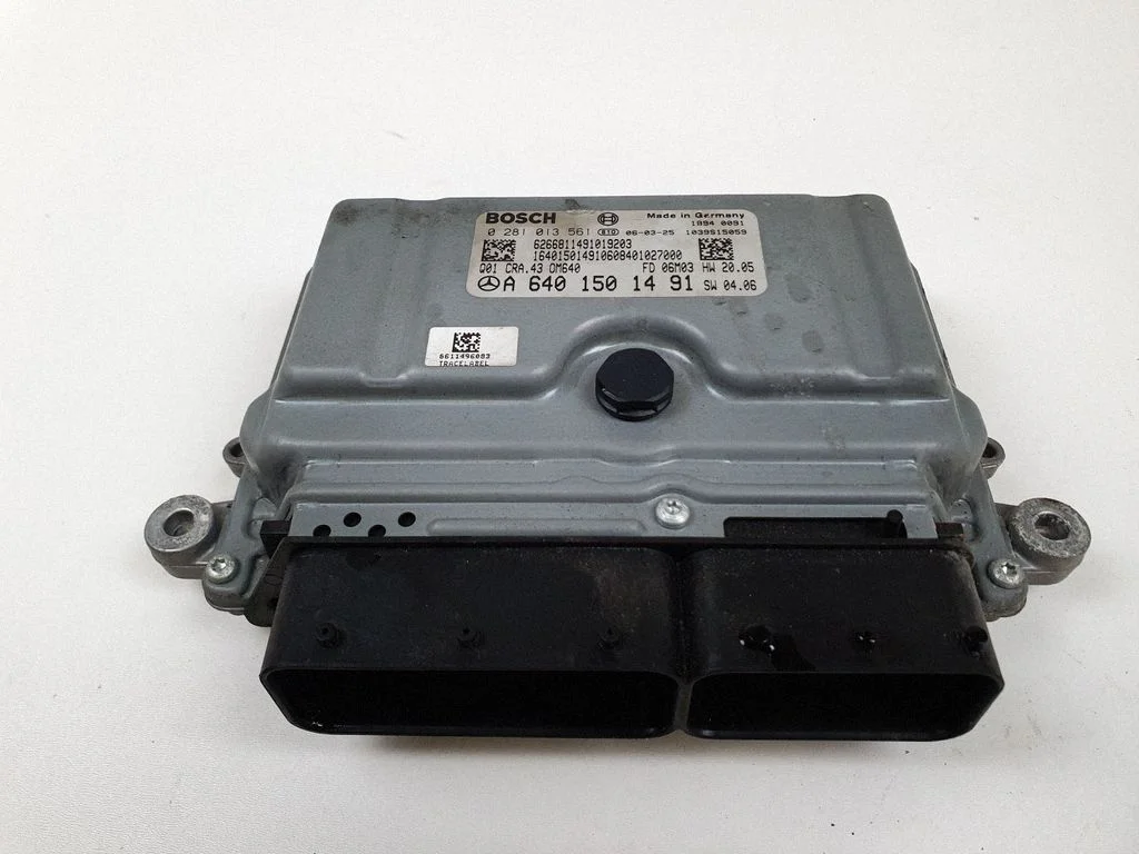 Dzinēja vadības bloks 0281013561