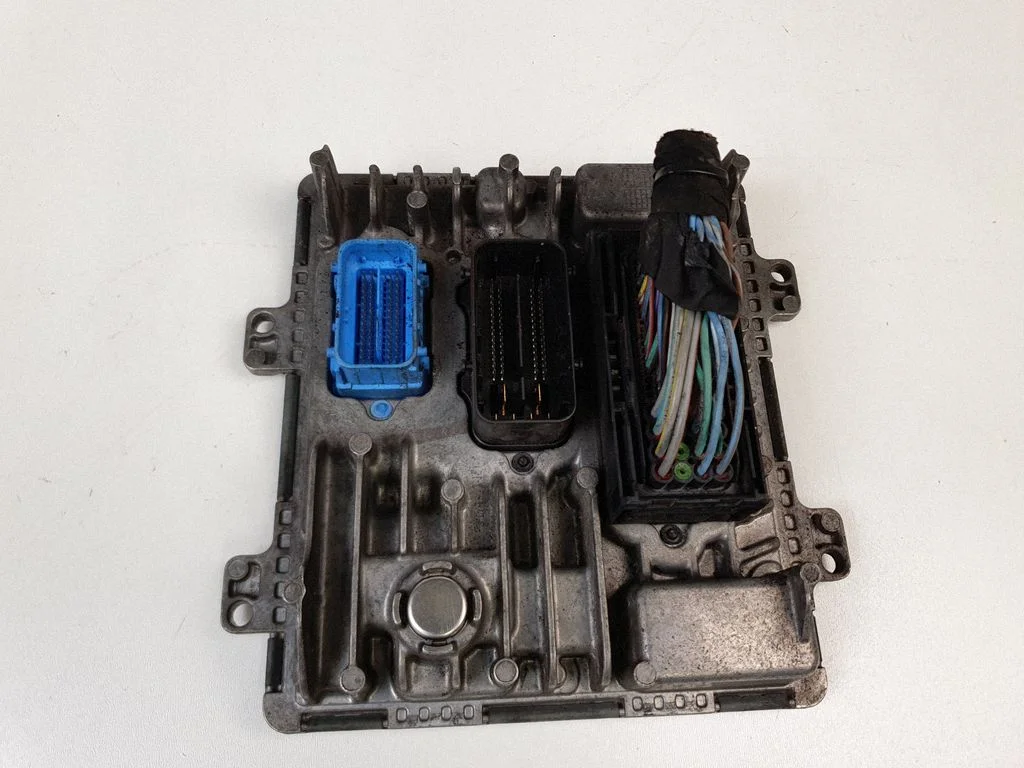 Engine control unit/module 55484738