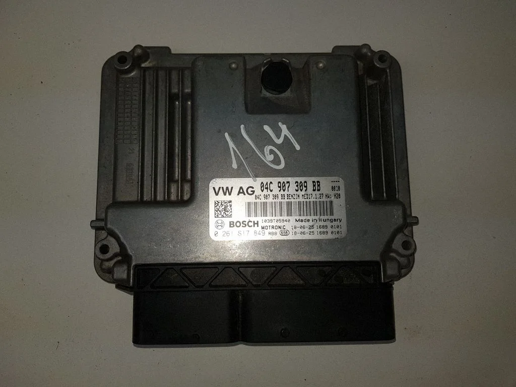 Engine control unit/module 04C907309BB