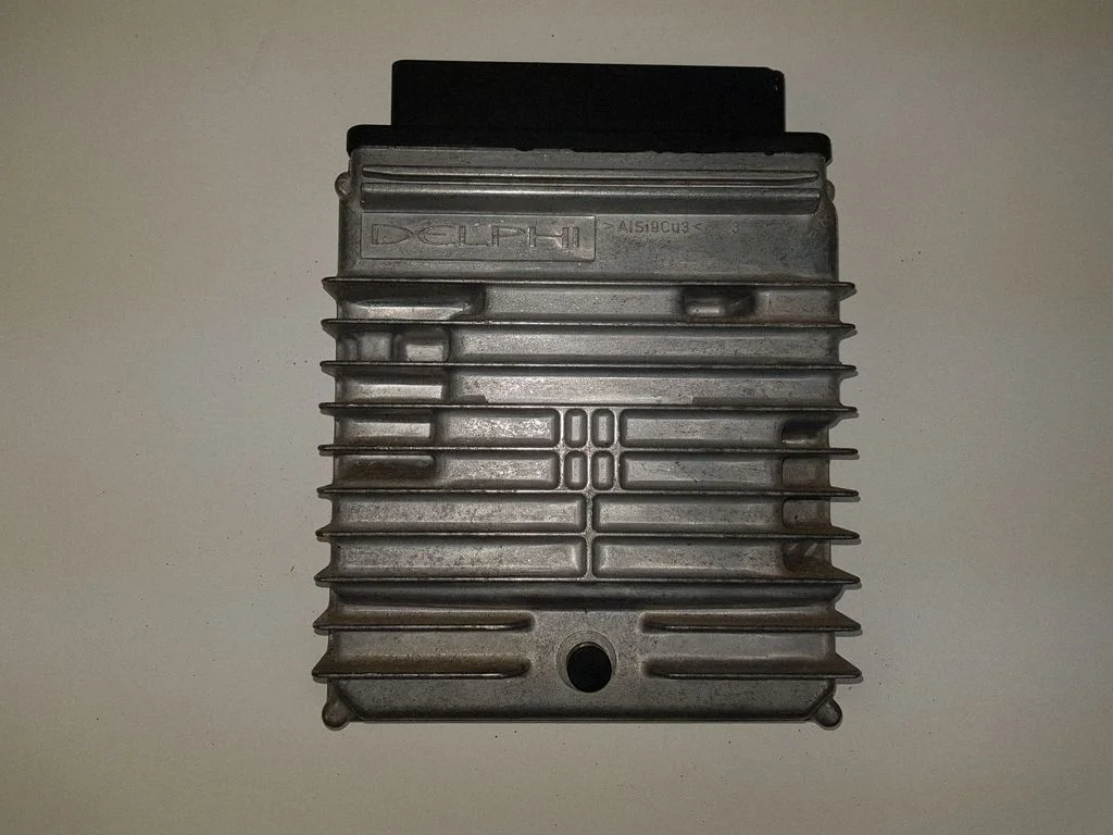 Engine control unit/module 5S7112A650LA