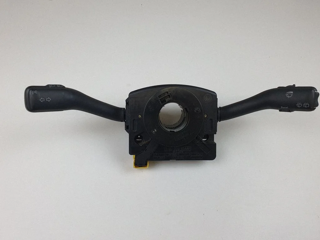 Wiper turn signal indicator stalk/switch 1J0959645AP
