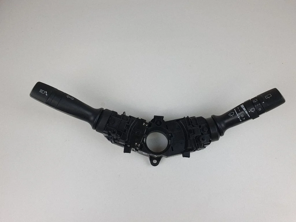 Wiper turn signal indicator stalk/switch – Hyundai i40 (2011-)