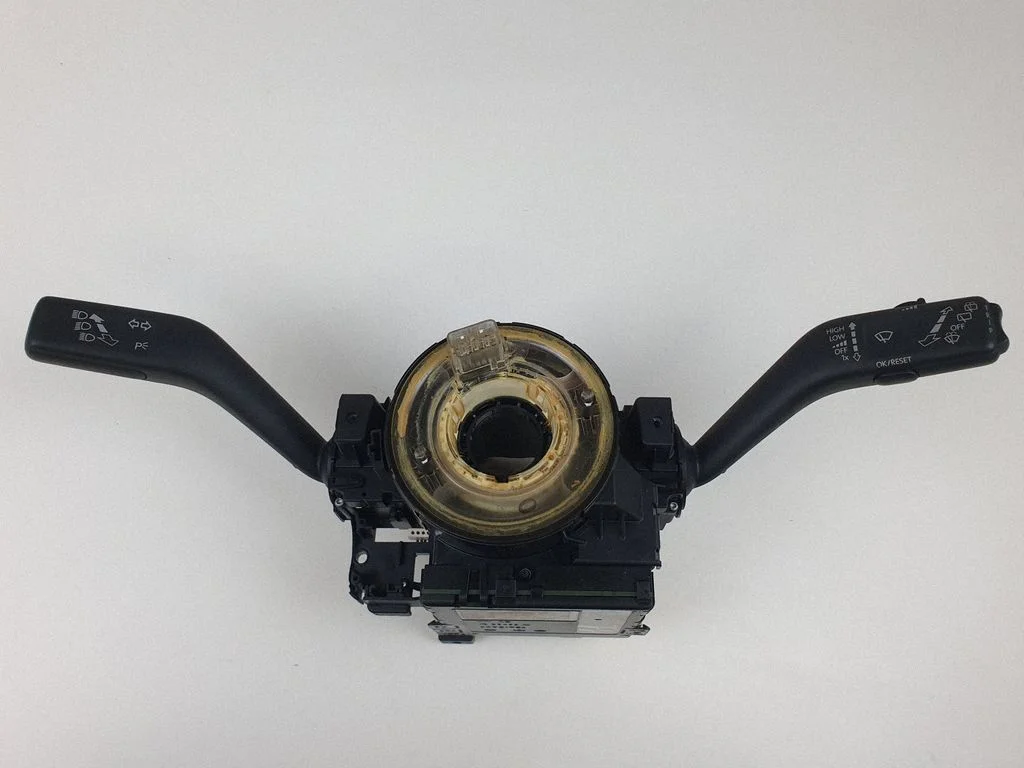 Wiper turn signal indicator stalk/switch 3C9953507BC