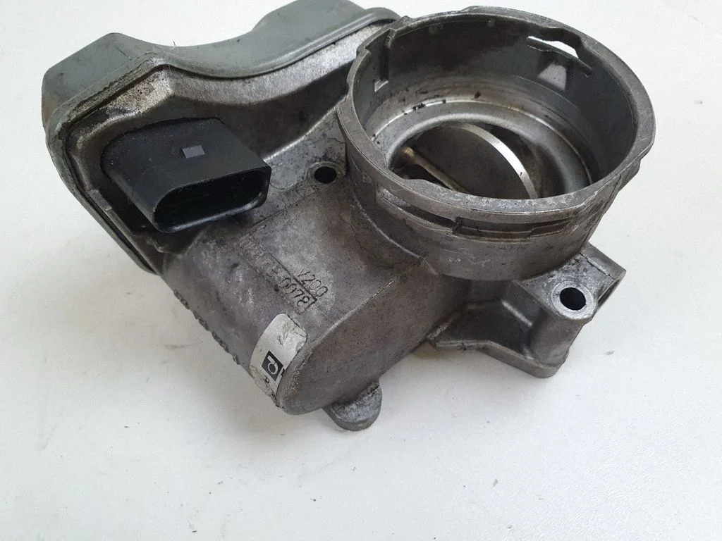 Throttle valve 03G128063R