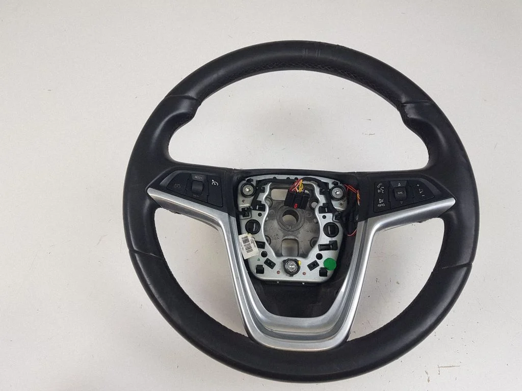 Steering wheel 13316547