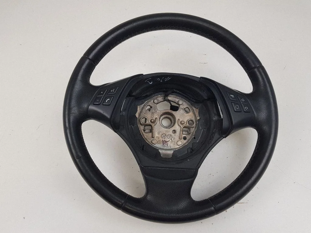 Steering wheel 3375E901