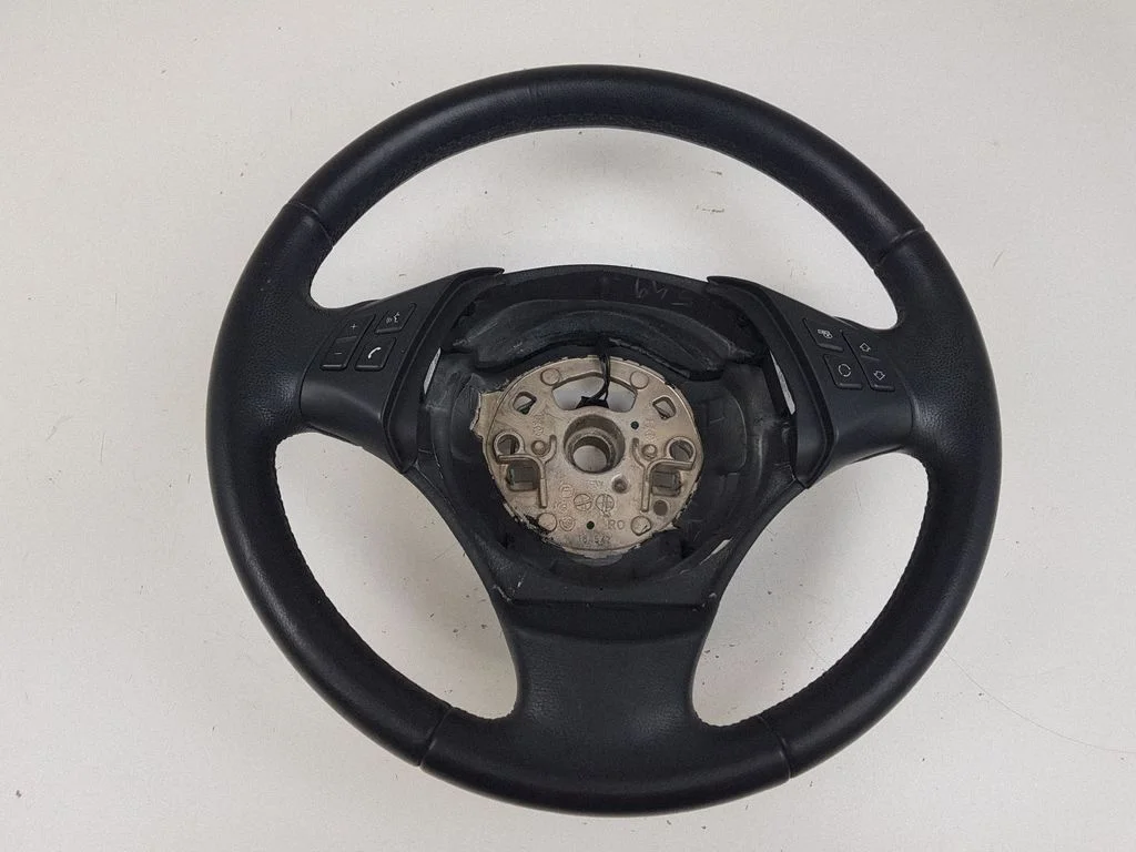 Steering wheel 61645150G