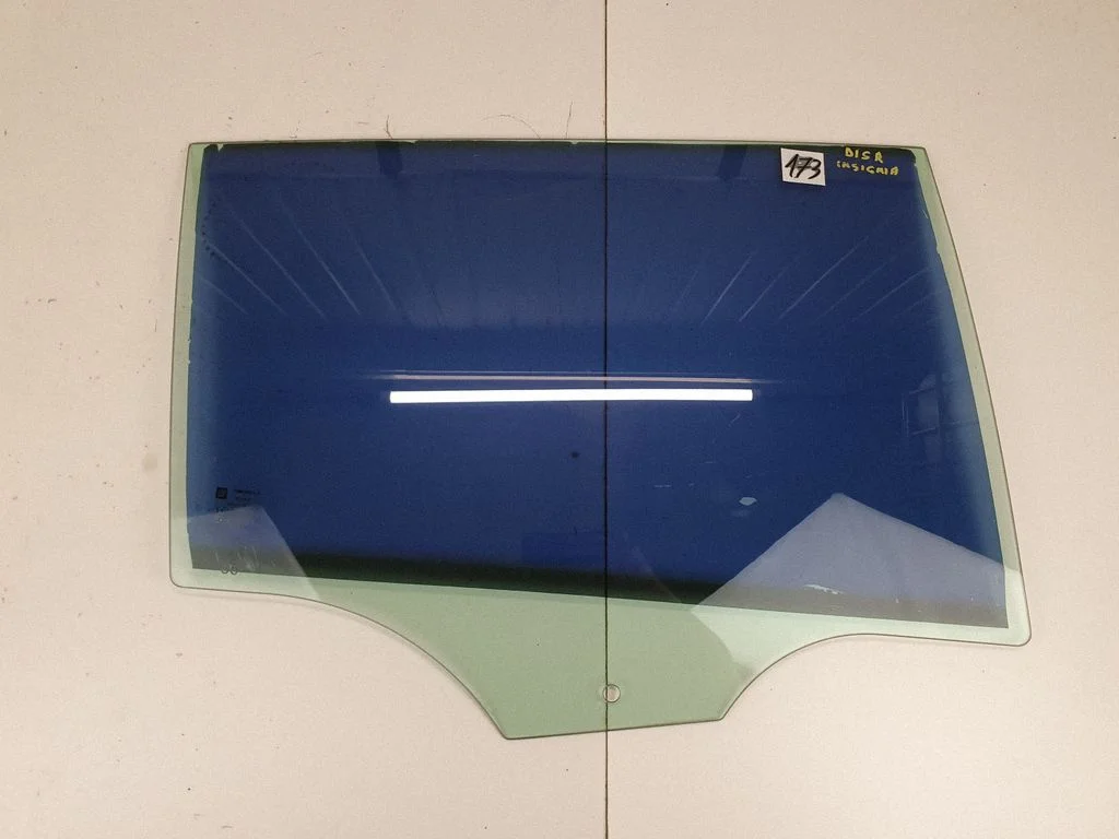 Rear door window glass – Opel Insignia A (2008-2017)