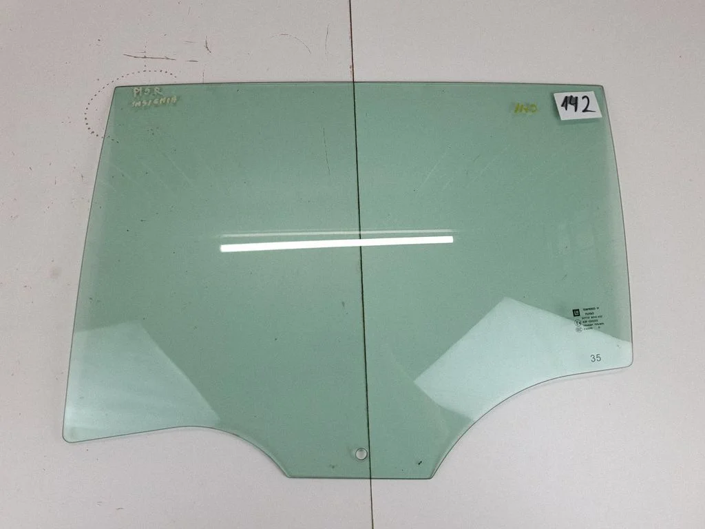 Rear door window glass – Opel Insignia A (2008-2017)