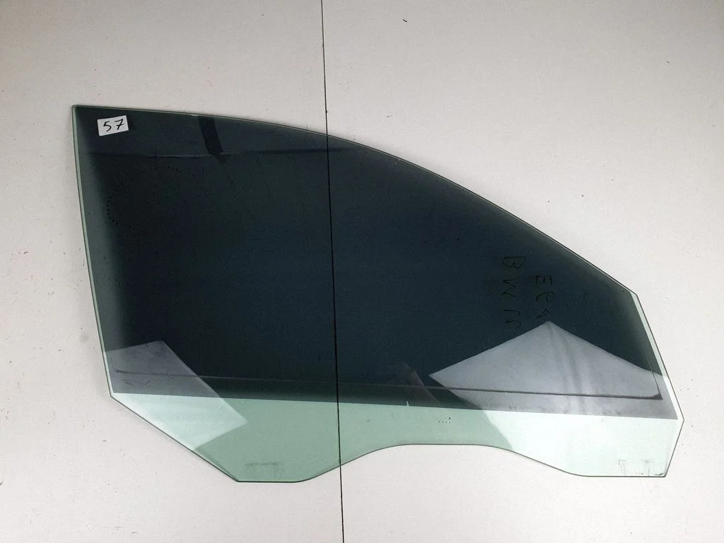 Front door window glass four-door 43R00050