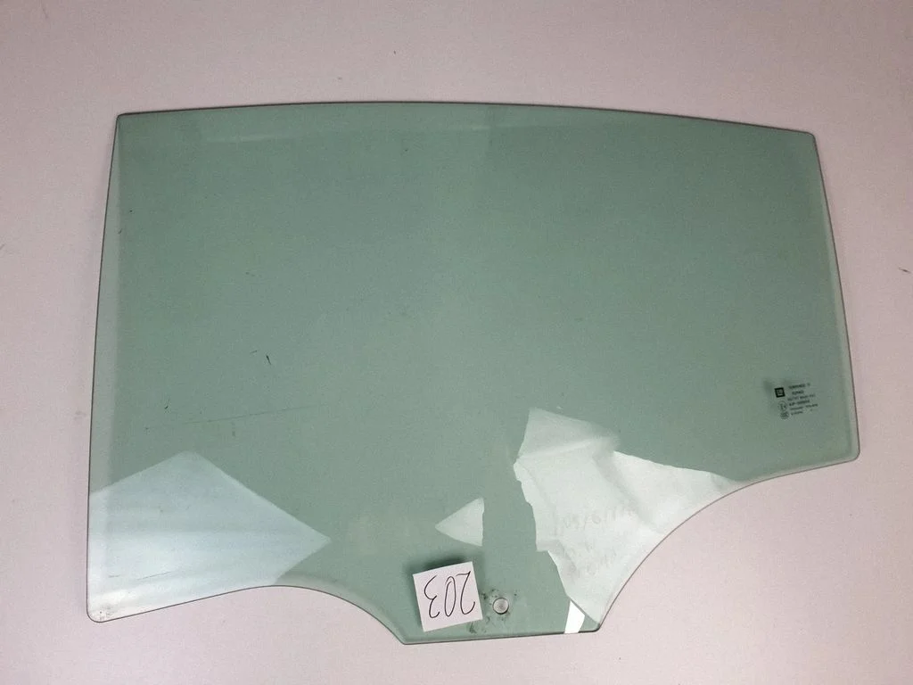 Rear door window glass 43R000055 – Opel Insignia A (2008-2017)
