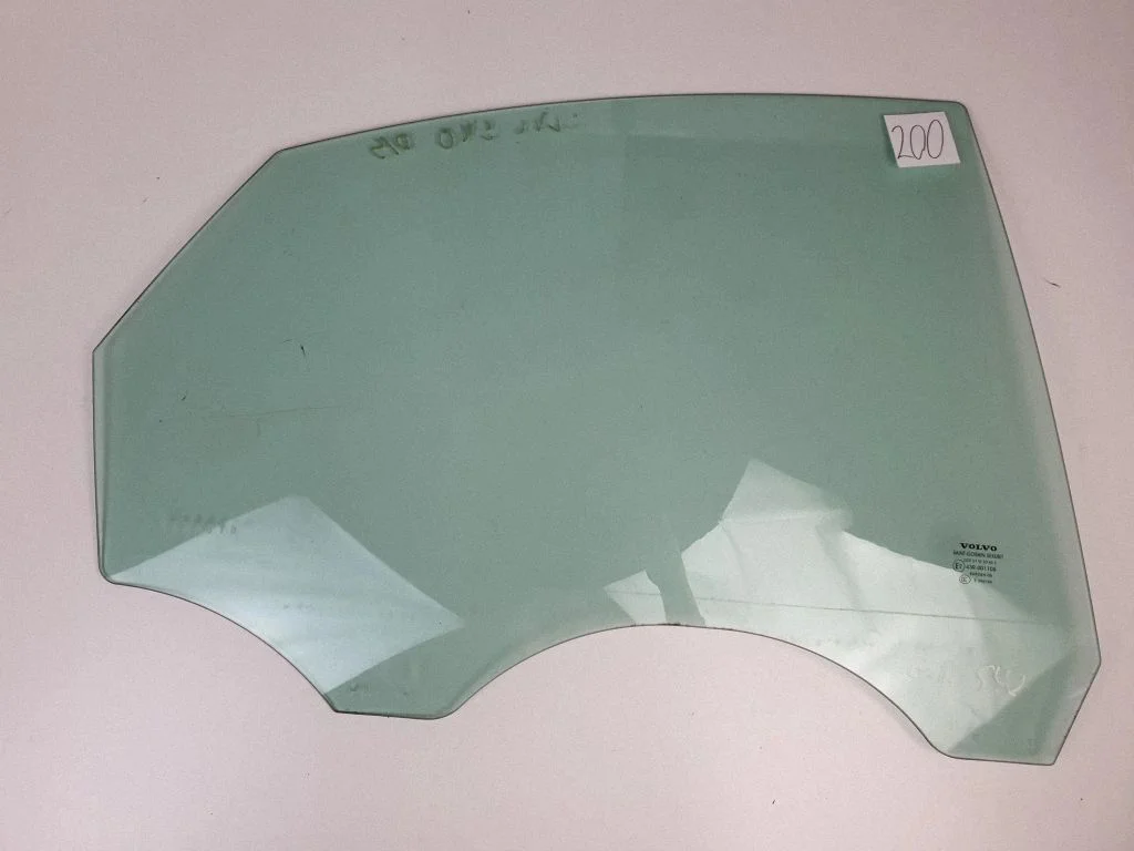 Rear door window glass – Volvo S40 (2008-2012)