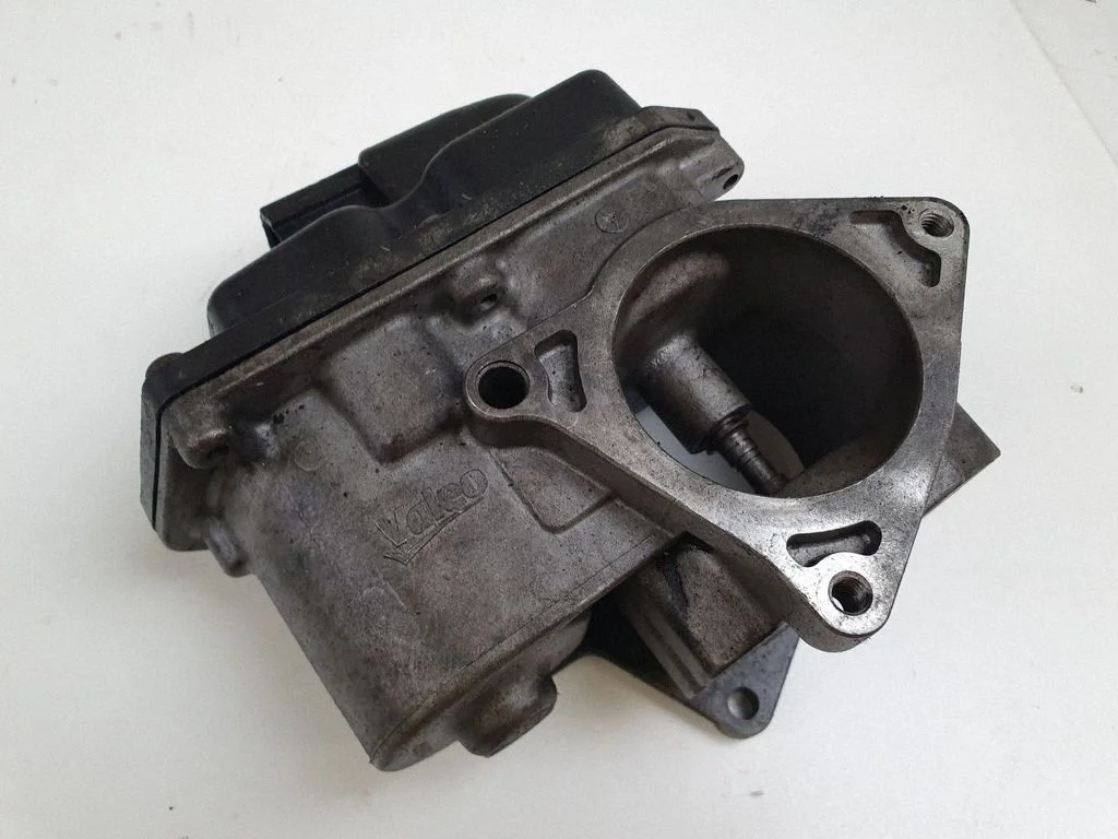 EGR valve 216035358
