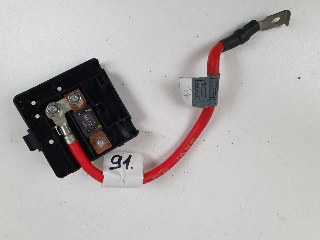 Miinusjuhe (aku) – BMW Z4 E85 E86 (2002-2008)
