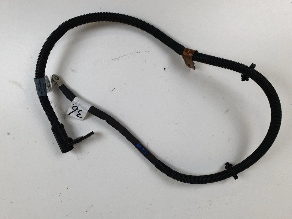 Positive cable (battery) A2465405933