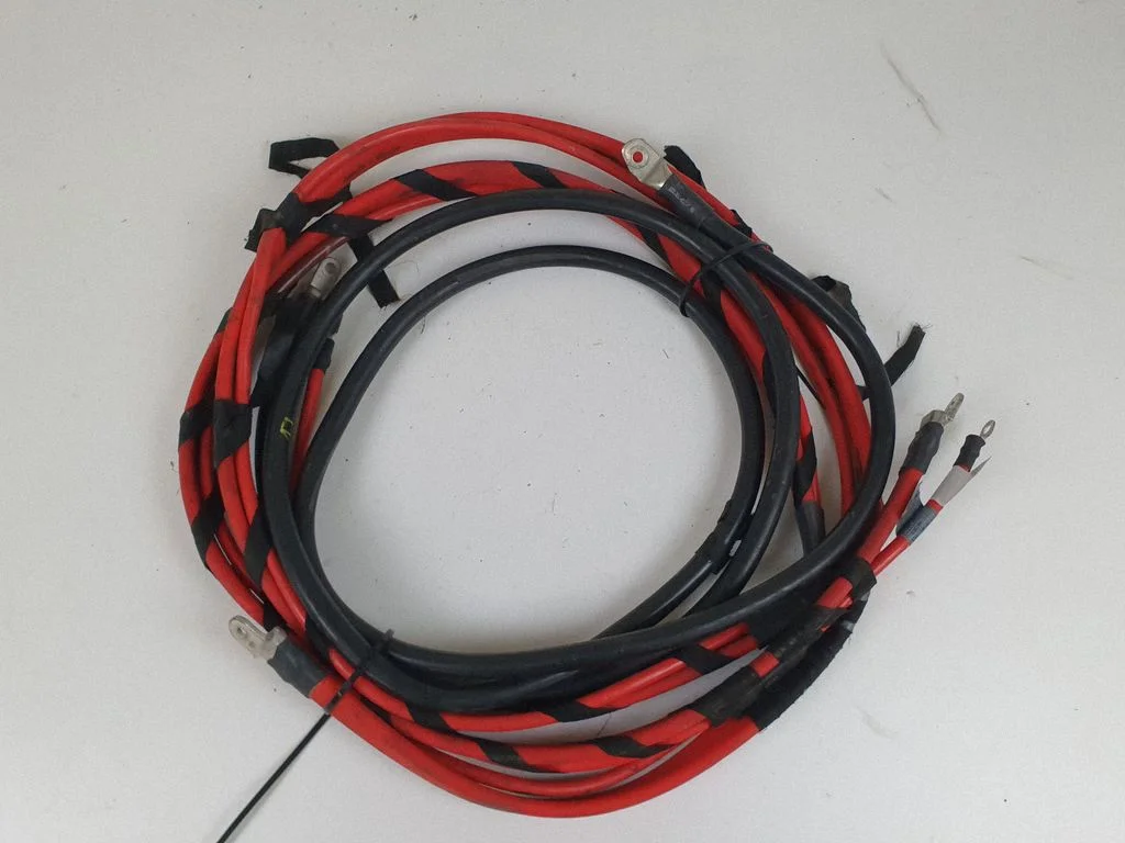Positive cable (battery) 6904903