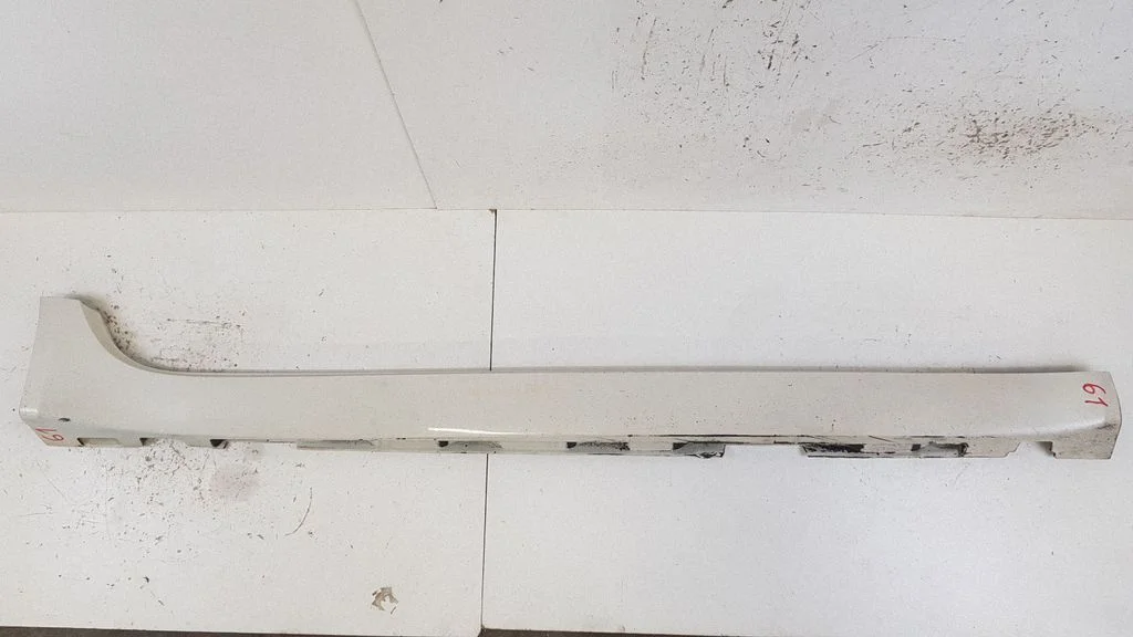 Sill 8X23F10608A