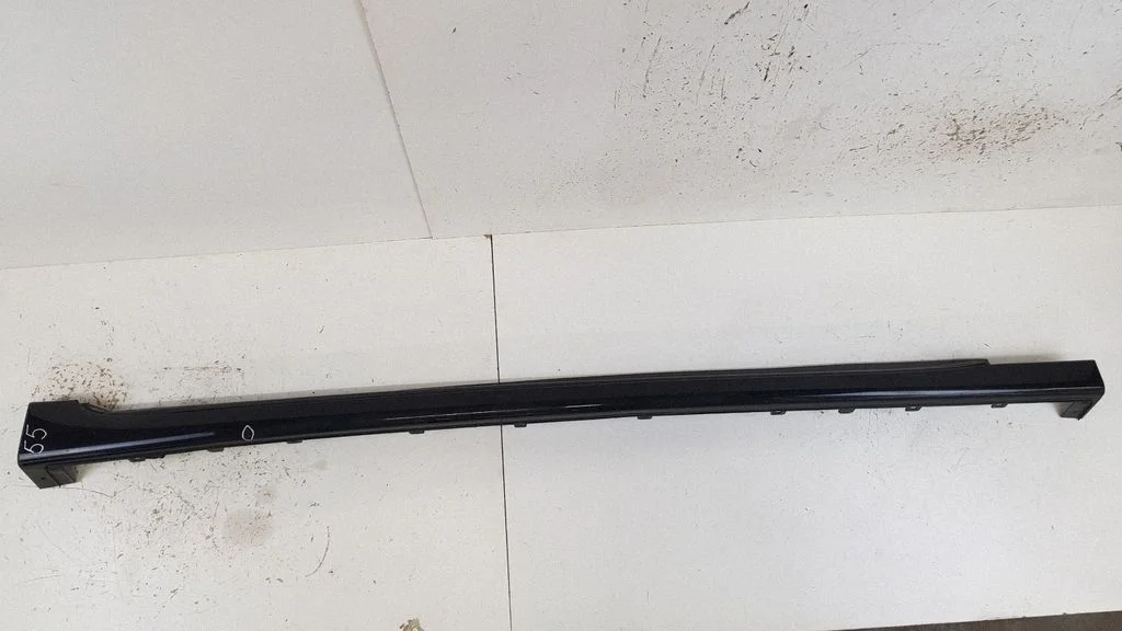 Sill Y0815030110 – Lexus GS 300 350 430 450H (2005-2012)