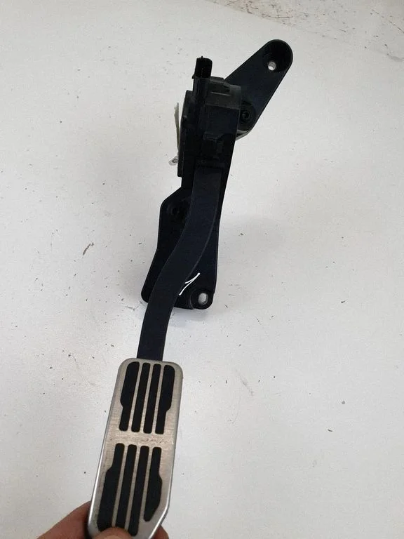 Accelerator throttle pedal HK8M9F836CA