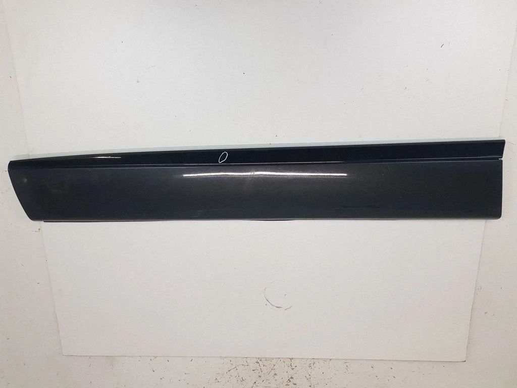 Esiukse liist (mold) HK8M21065ABW