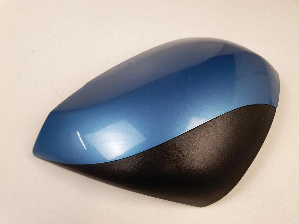 Plastic wing mirror trim cover 4701010