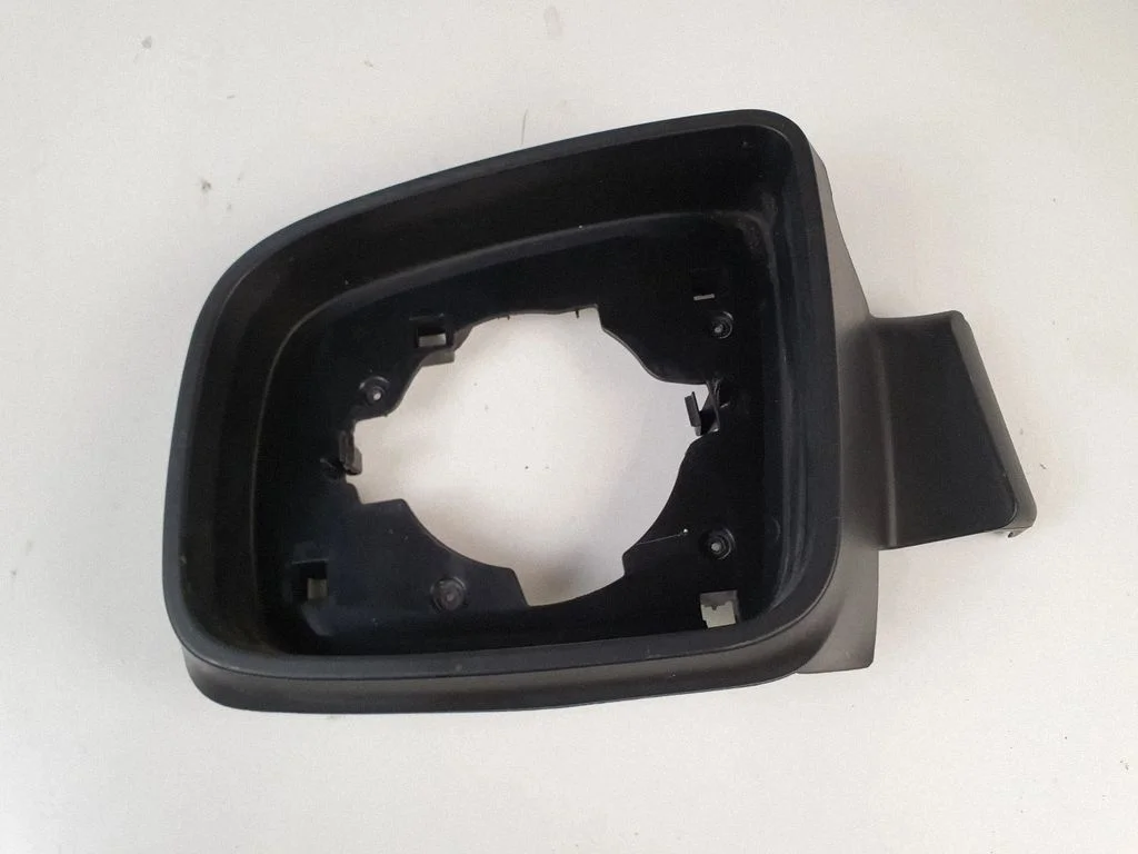 Välispeegli plastkate – Mercedes-Benz Vito Viano W639 (2003-2014)
