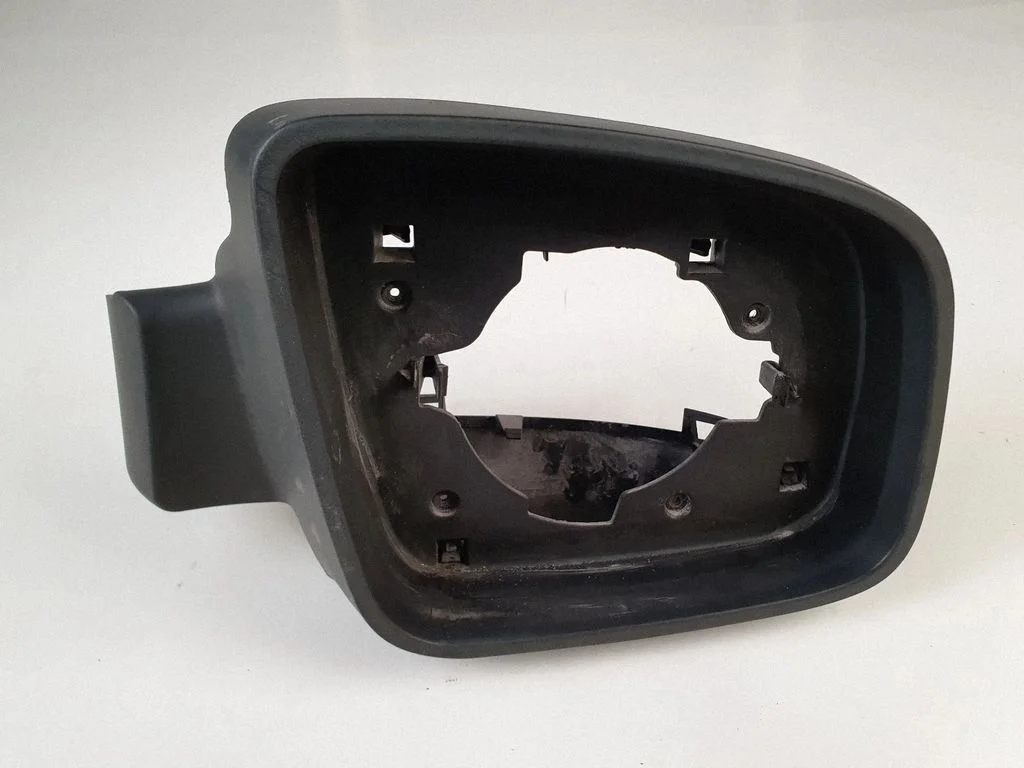 Välispeegli plastkate – Mercedes-Benz Vito Viano W639 (2003-2014)