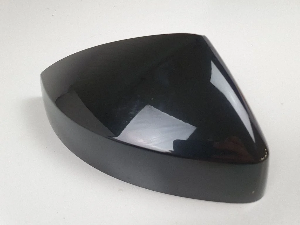 Spoguļa plastmasas apdare 8V0857528D