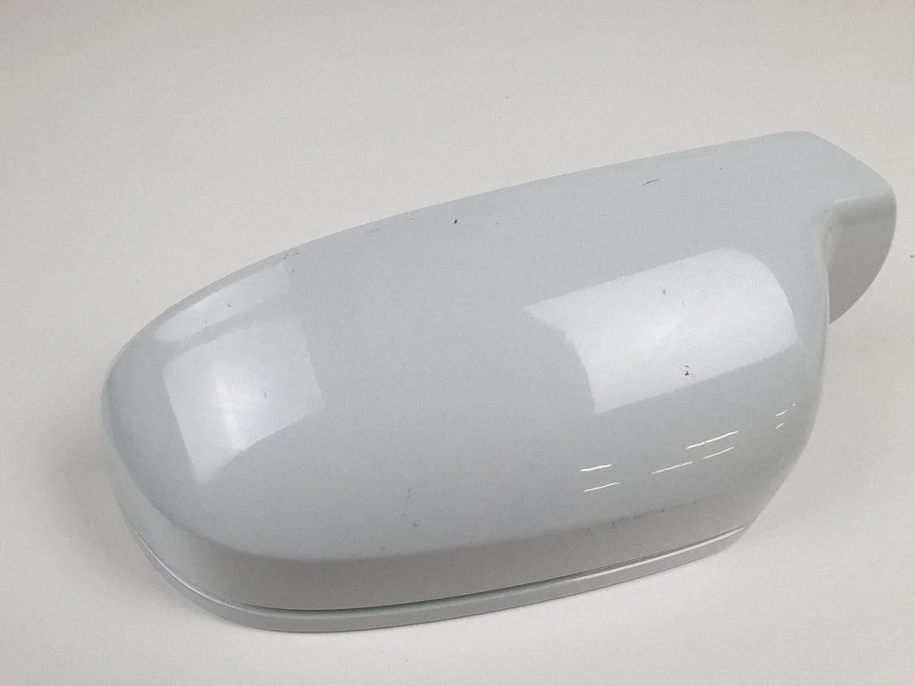 Välispeegli plastkate 8F0857527B