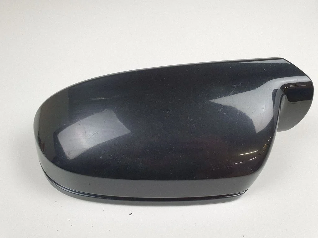 Välispeegli plastkate 8F0857527B – Audi A4 Allroad B8 (2008-2016)