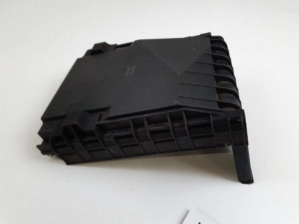 Fuse box cover 1K0937132F