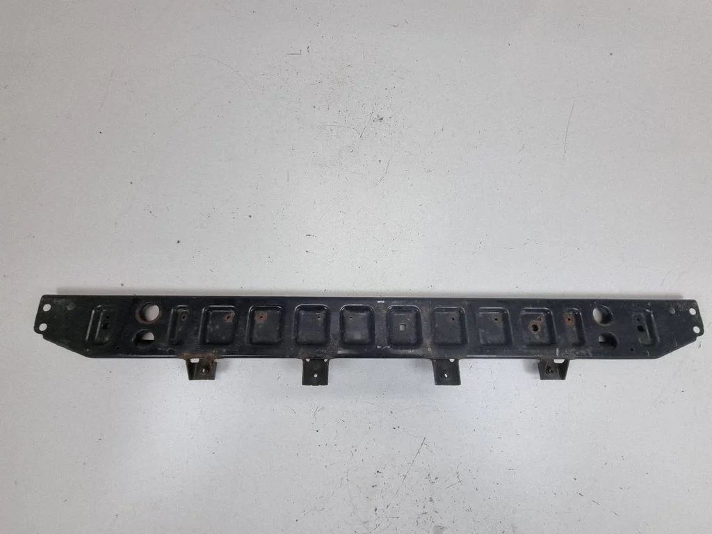 Radiaatori tugipaneeli klamber FK728A297AA
