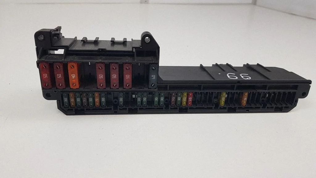 Fuse module 6932452