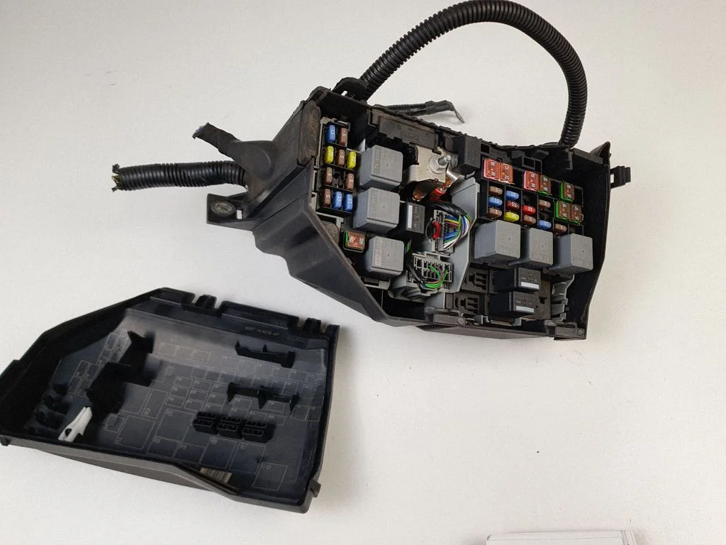 Fuse module 6G9T14A067AB