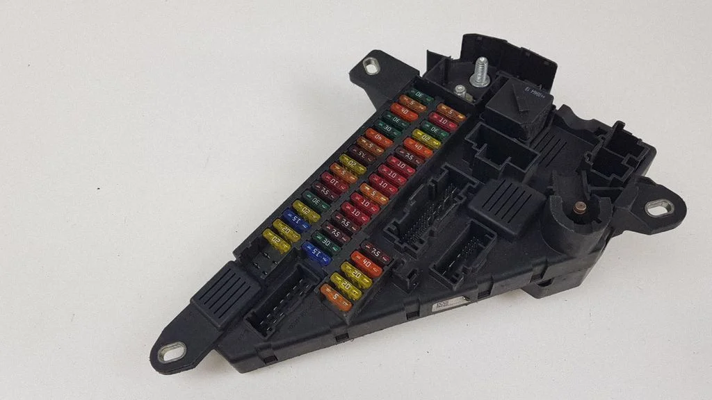 Drošinātāju bloks 690661901