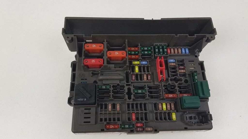 Drošinātāju bloks 911944603