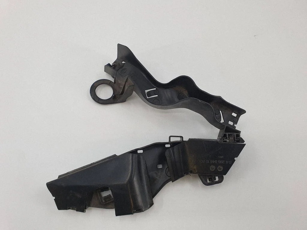 Other engine bay part A2055468480